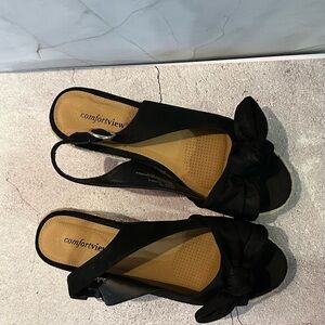 Comfortview Women's Black Slingback Sandals